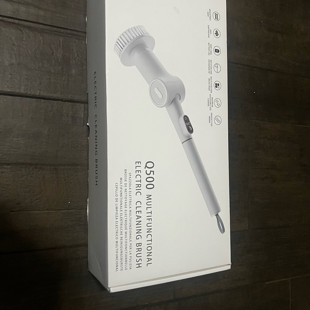 Electric Cleaning Brush in White